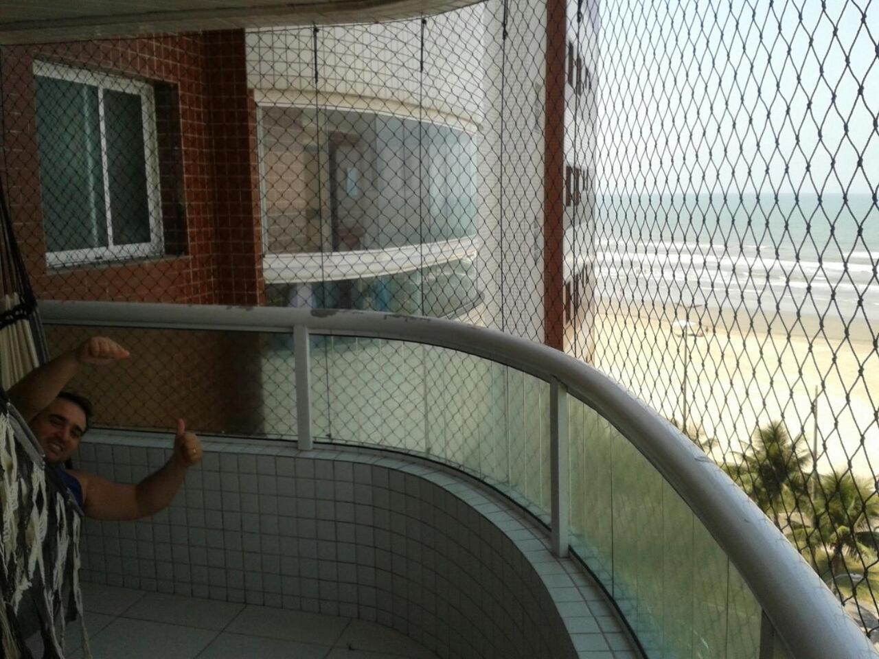 Frente Mar Piscina Churrasqueira Wifi Garagem Portaria 24Hs Daire Solemar Dış mekan fotoğraf